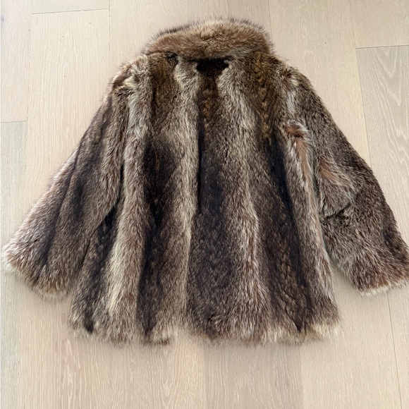 Classic Brown Real Fur Coat - Women's Jacket - Picture 4 of 9